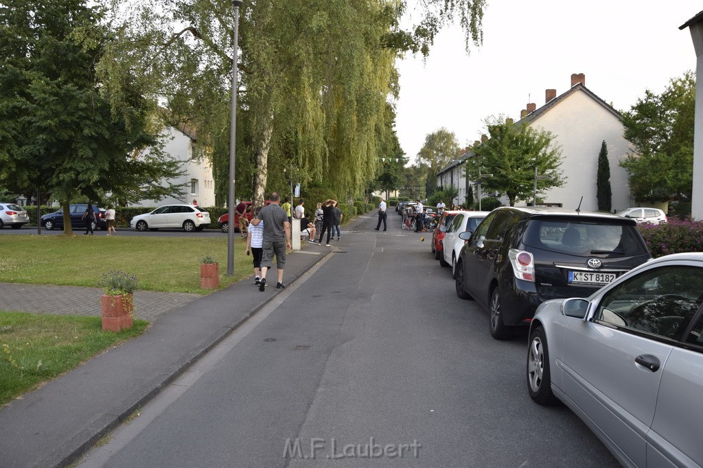 VU Koeln Porz Gremberghoven Auf dem Streitacker Breidenbachstr P79.JPG - Miklos Laubert